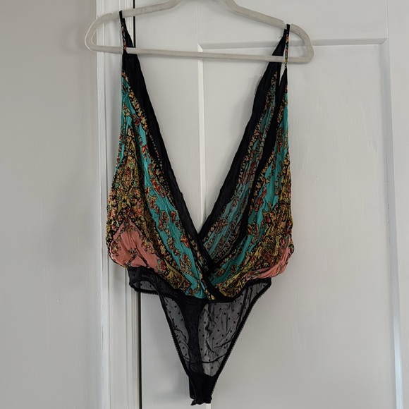 Free people intimates top/bodysuit size large - Picture 1 of 4